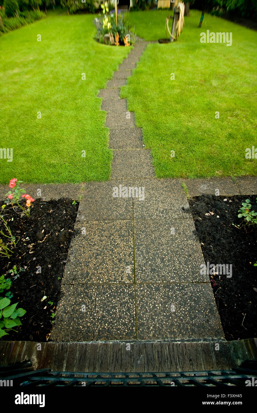 Garden way hi-res stock photography and images - Alamy