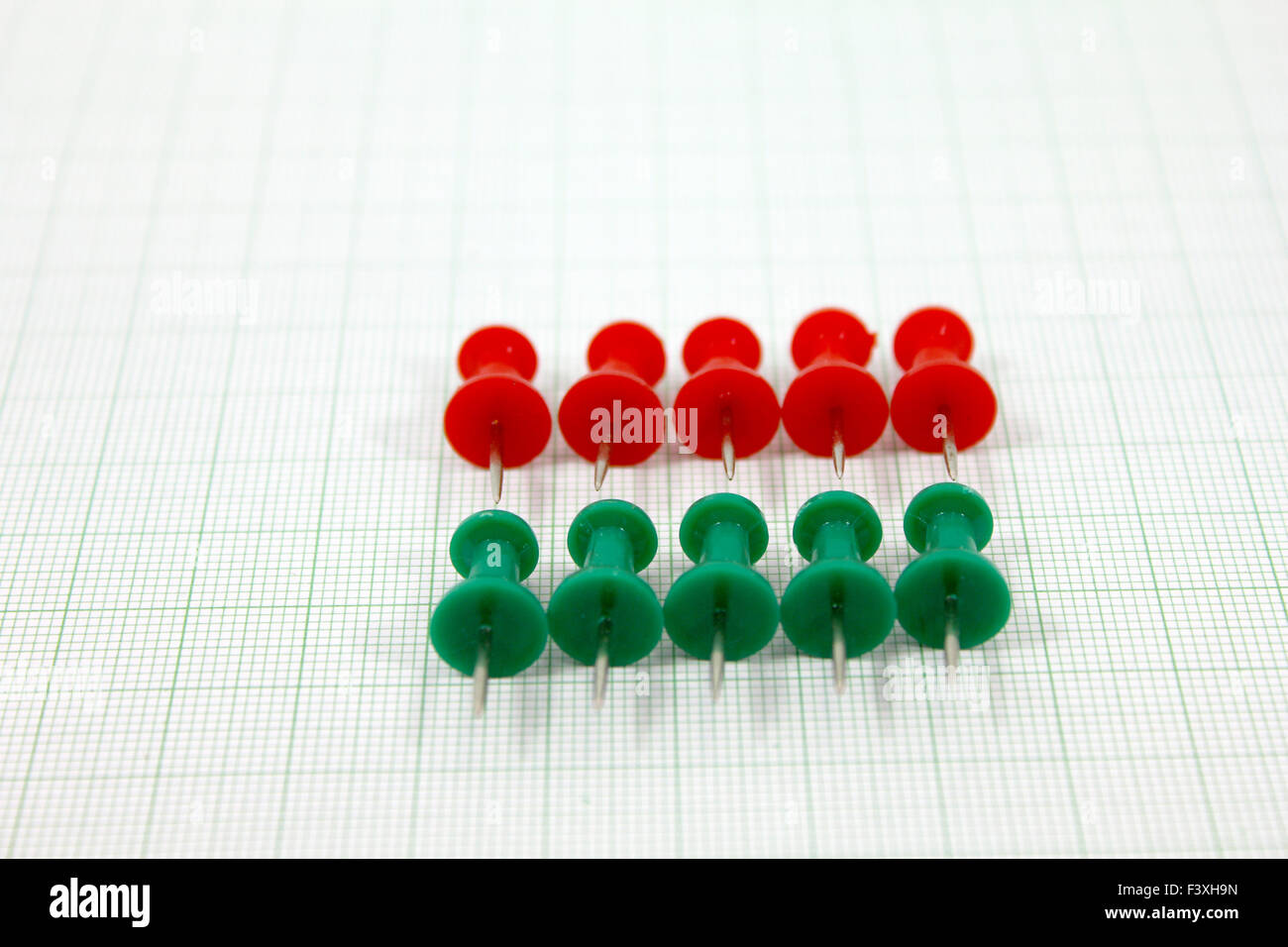 Board pin hi-res stock photography and images - Alamy