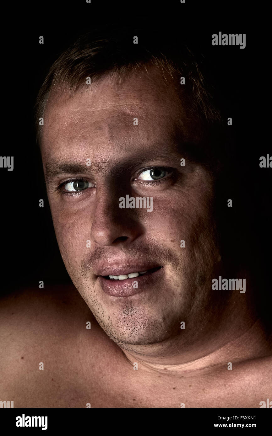 Low key backgrounds hi-res stock photography and images - Alamy