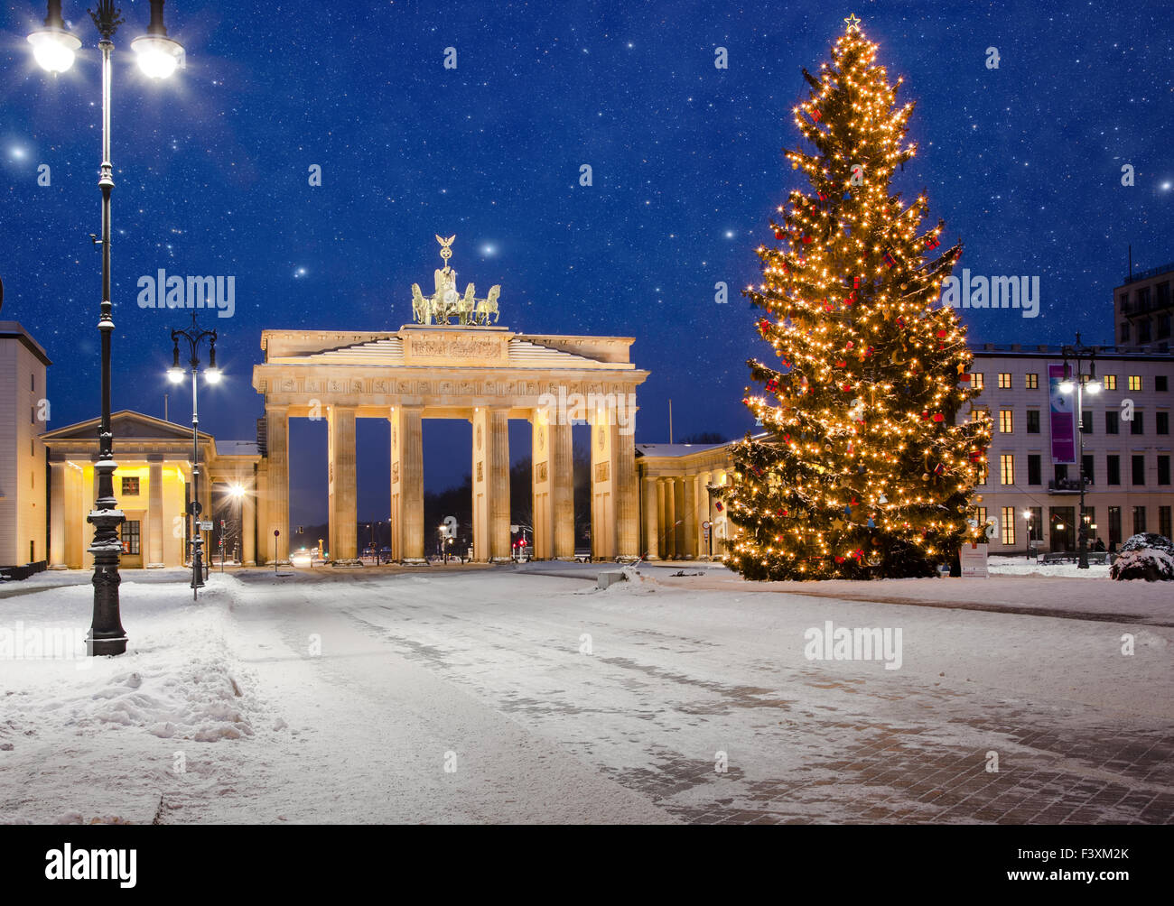 Paris Winter Nacht High Resolution Stock Photography And Images Alamy
