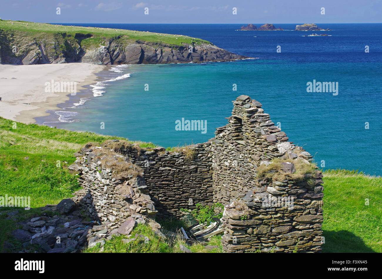 Deserted House on Blasket Islands Stock Photo Alamy