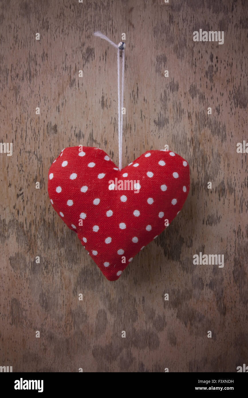 Red heart on wooden background Stock Photo - Alamy
