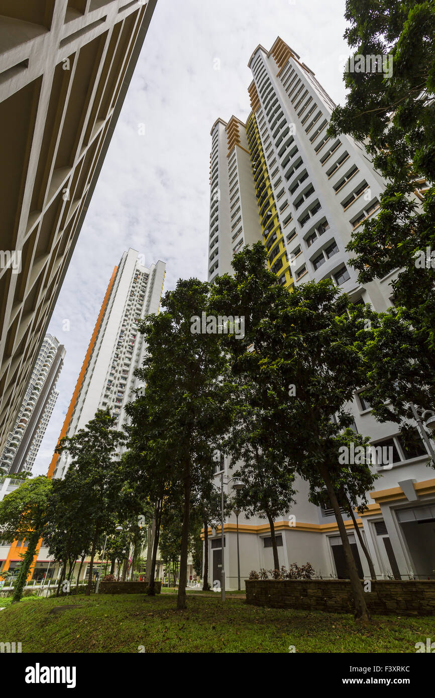 Skyscraper housing estate hi-res stock photography and images - Alamy
