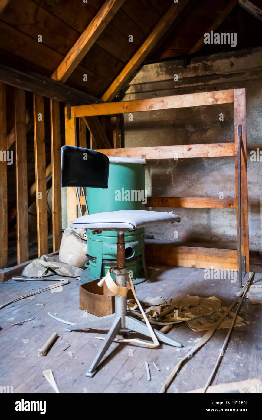 Revolving chair hires stock photography and images Alamy