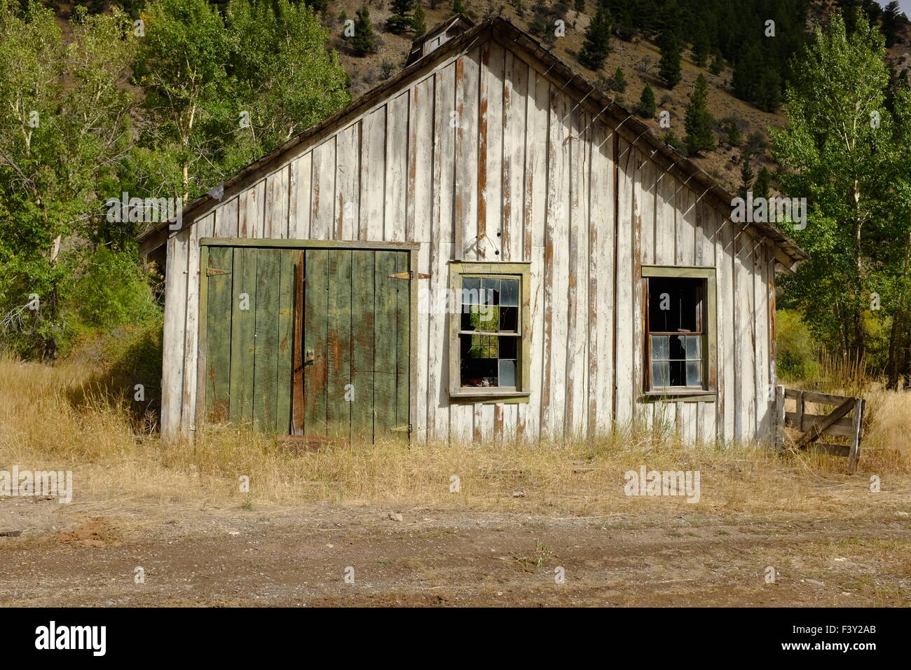 Old Cabins In The Woods Stock Photo 88490371 Alamy