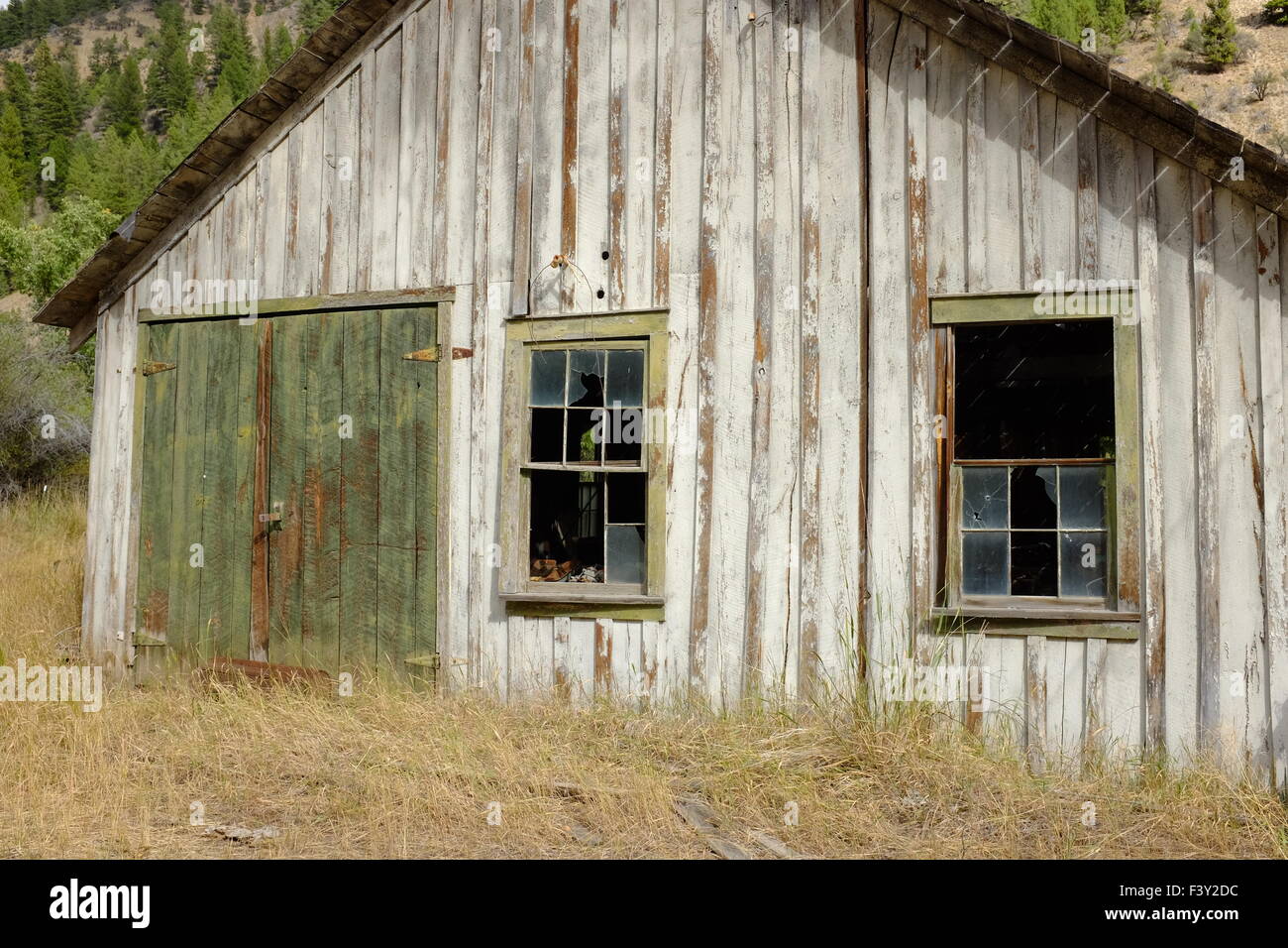 Old Cabins In The Woods Stock Photo 88490456 Alamy