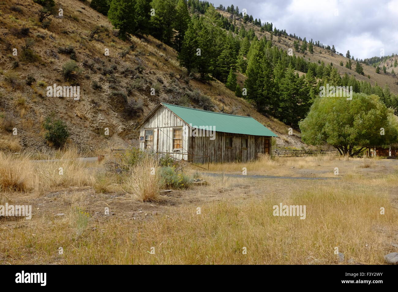 Old Cabins In The Woods Stock Photo 88490807 Alamy