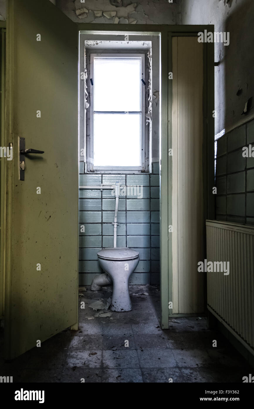 old toilet Stock Photo Alamy