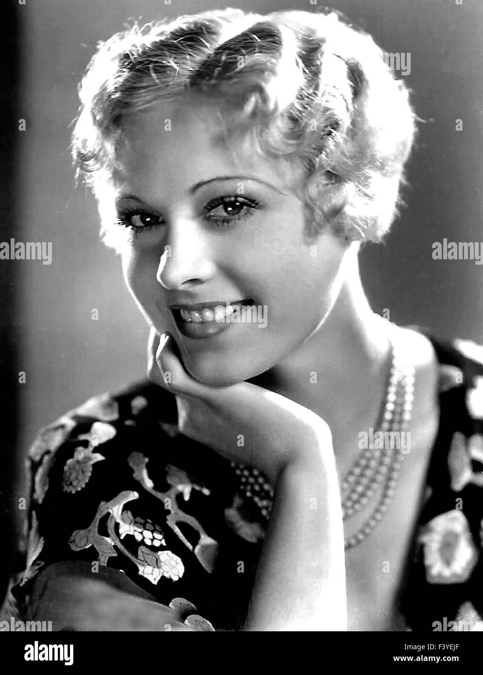 ESTHER RALSTON (1902-1994) American film actress about 1935 Stock Photo