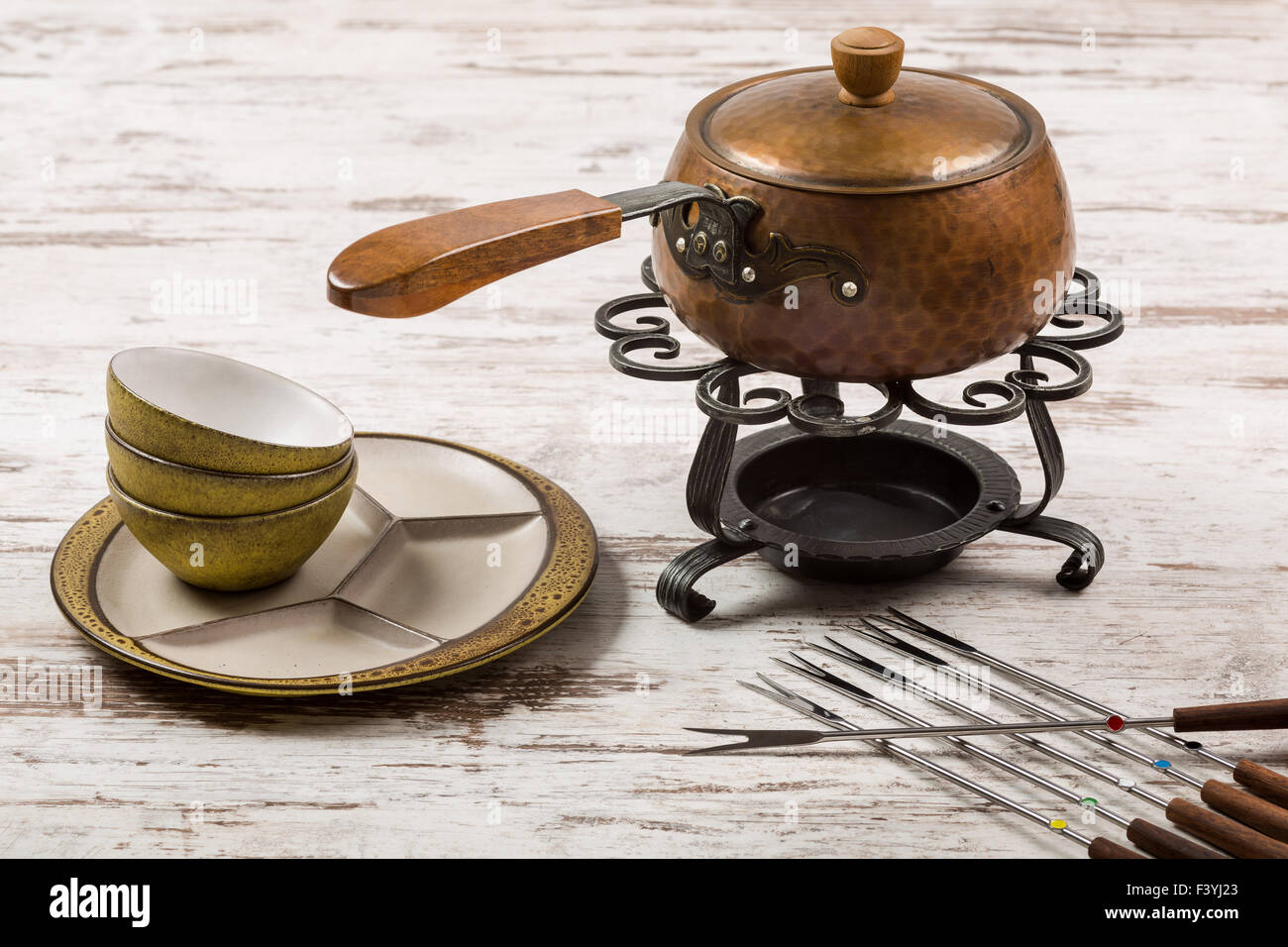 Oil fondue hires stock photography and images Alamy