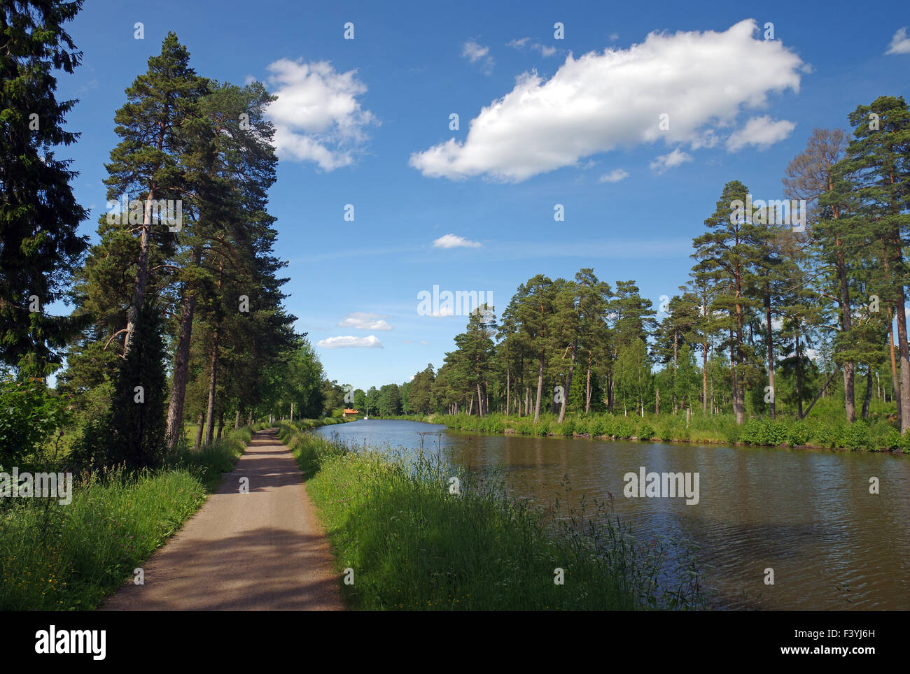 Old path hi-res stock photography and images - Alamy
