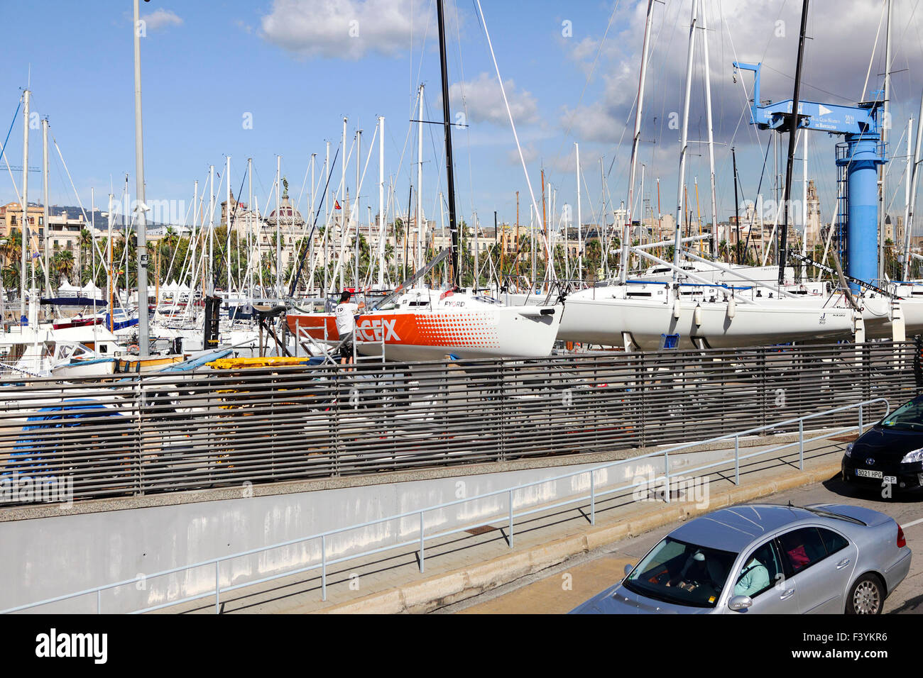 Port Vell offers a delightful variety of interesting oppourtunities, the marina, cable car and Maremagnum shopping centre. Stock Photo