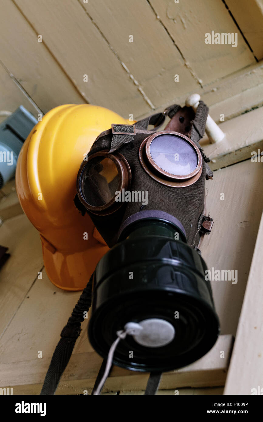 Ww Ii Gas Mask High Resolution Stock Photography and Images - Alamy