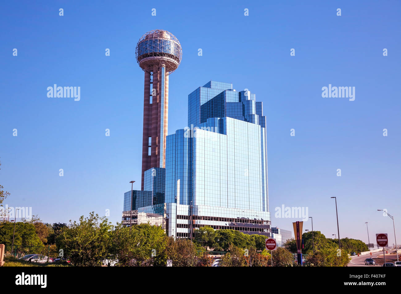 Downtown dallas hotel hi-res stock photography and images - Alamy
