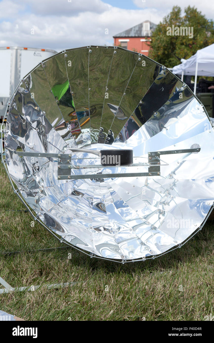 A parabolic solar cooker - USA Stock Photo