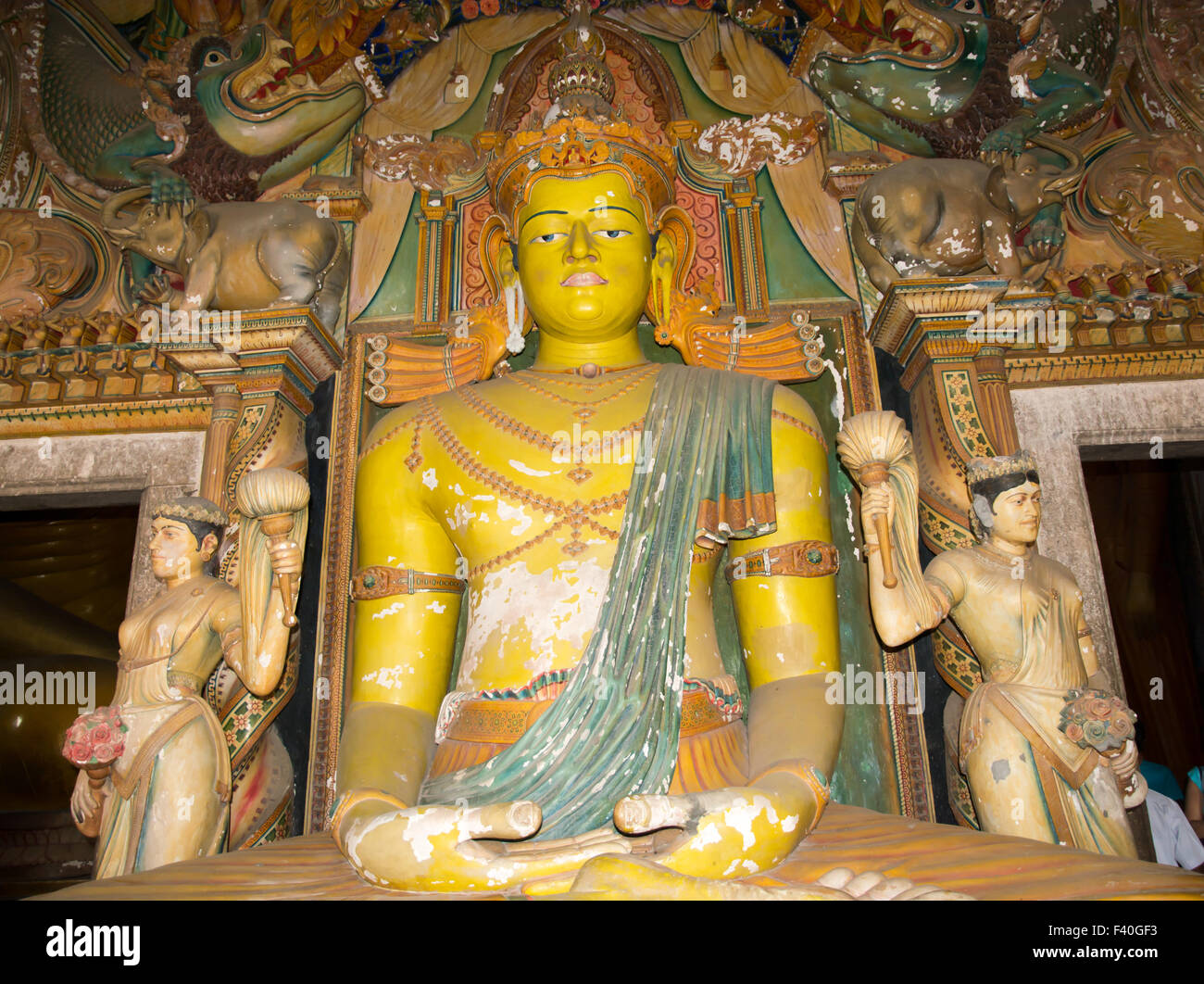 Sitting Buddha statue Stock Photo Alamy