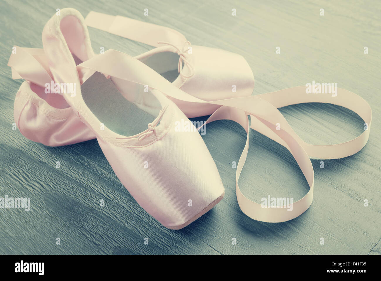 new pink ballet pointe shoes Stock Photo Alamy
