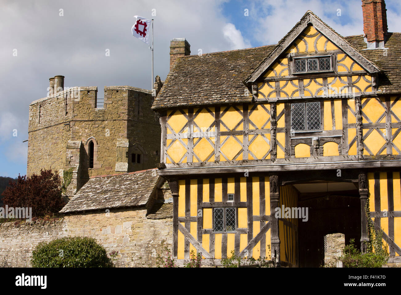 UK, England, Shropshire, Craven Arms, Stokesay Castle, gatehouse and south tower Stock Photo