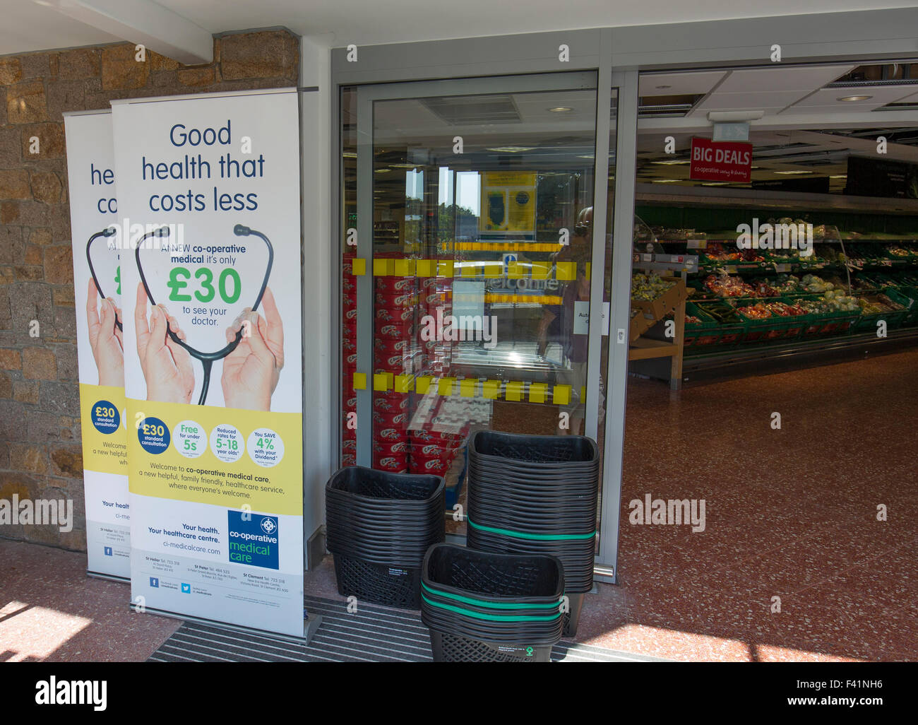 Grand marche hires stock photography and images Alamy