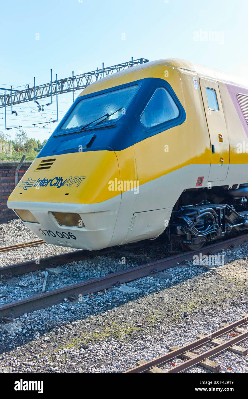 Apt train hires stock photography and images Alamy