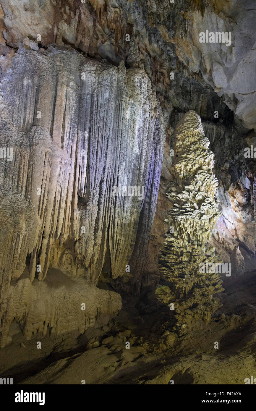 Paradise Cave, Phong Nha-Kẻ Bàng is a national park and UNESCO World Heritage Site, Quảng Bình Province, Vietnam Stock Photo