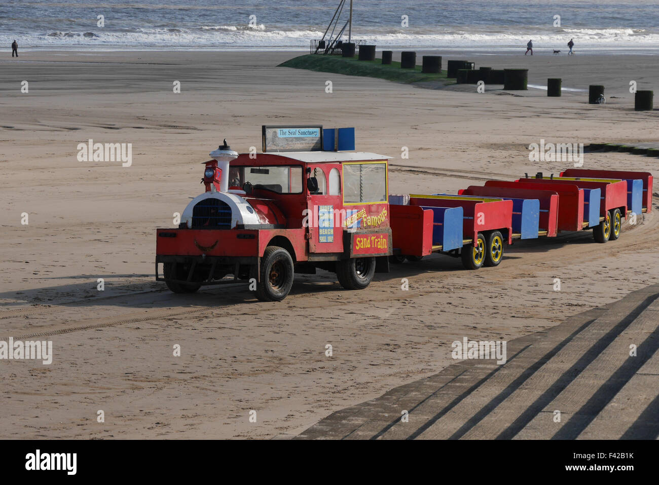 Seaside Train Stock Photos & Seaside Train Stock Images Alamy