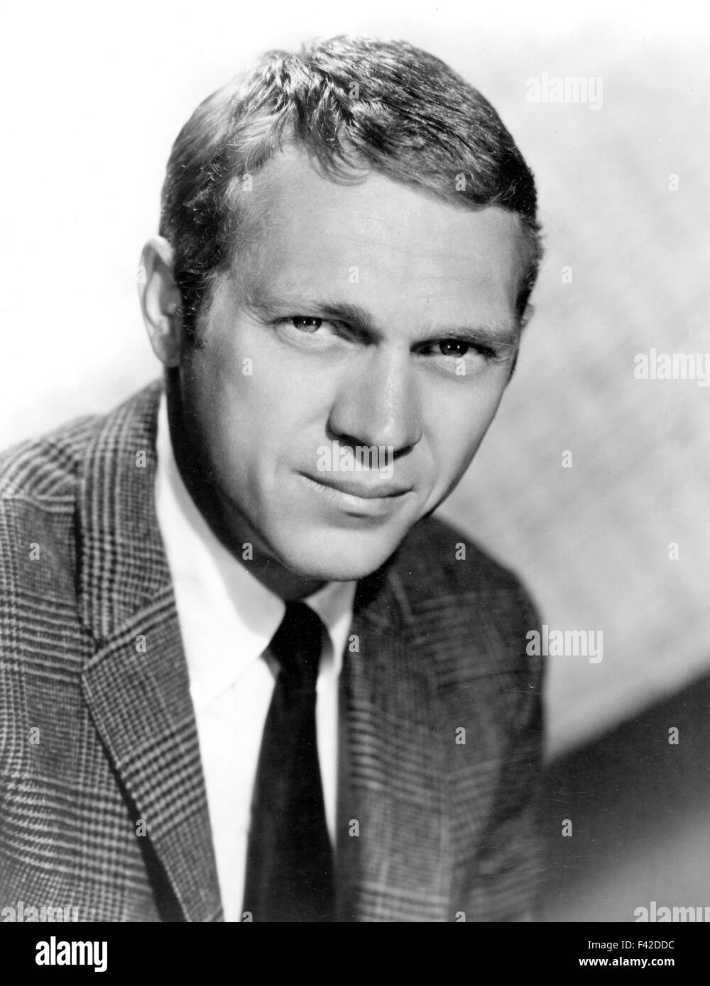 STEVE McQUEEN (1930-1980) US film actor about 1960 Stock Photo - Alamy