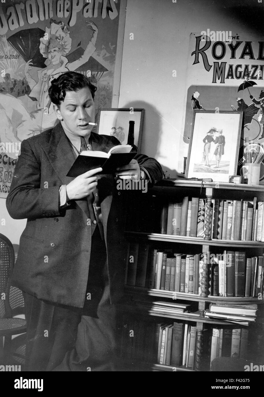 PETER USTINOV (1921-2004) English actor and writer in 1946 Stock Photo