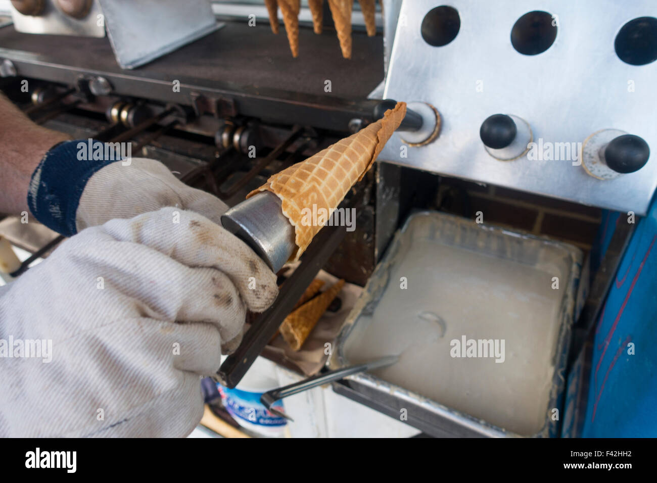Doumars hi-res stock photography and images - Alamy