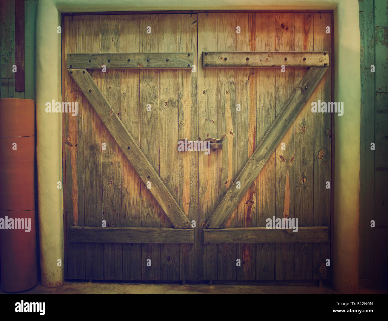 Wooden farm gate hi-res stock photography and images - Alamy