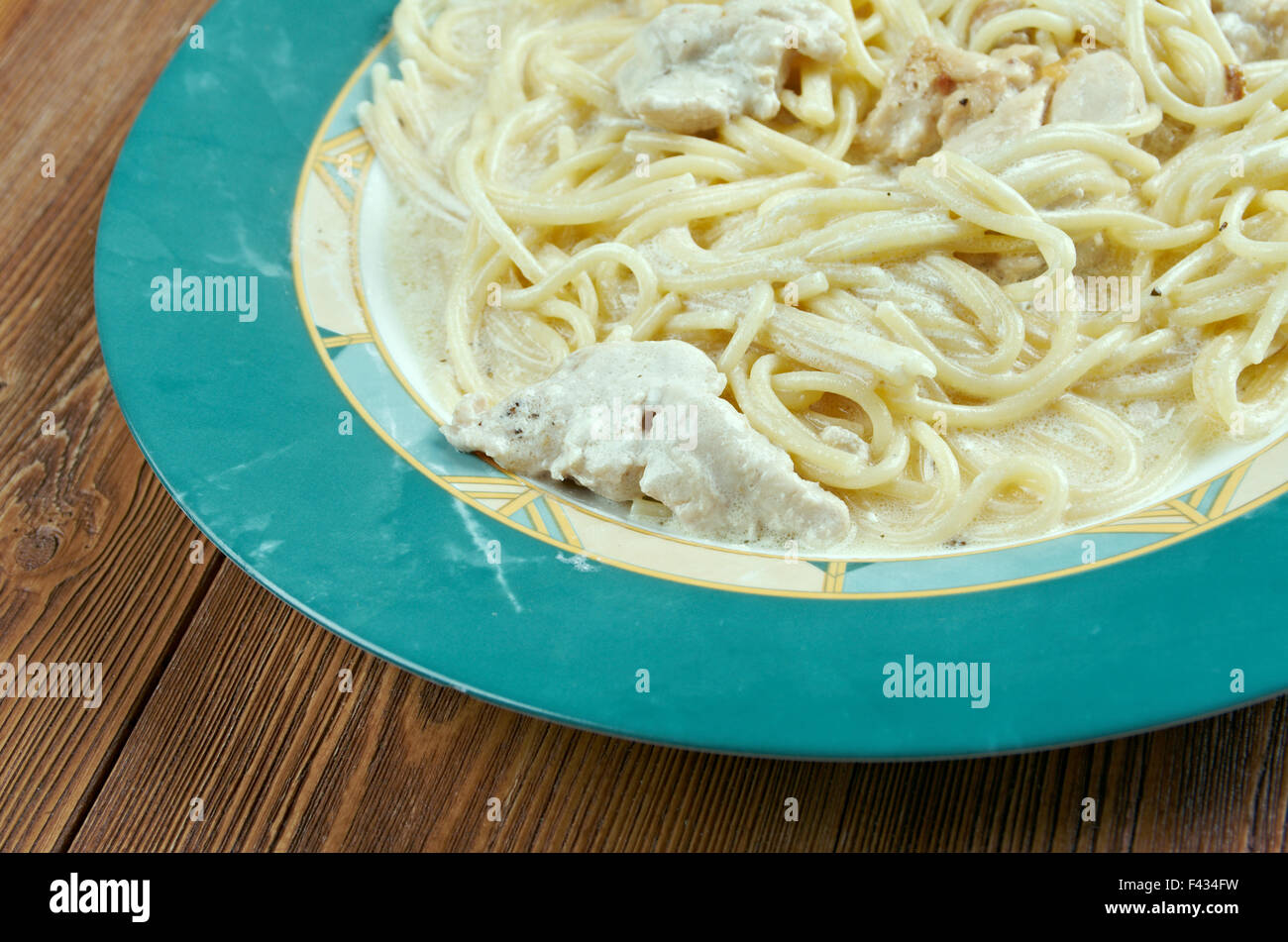 Spaghetti with chicken Stock Photo Alamy
