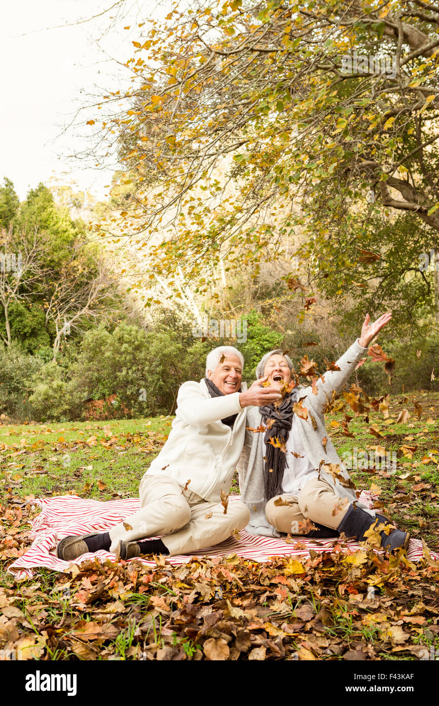 Senior couple in the park Stock Photo - Alamy