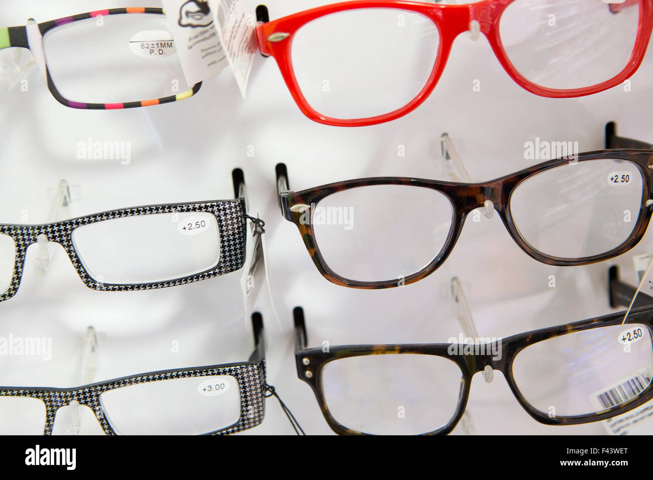 Medical visual aid hires stock photography and images Alamy