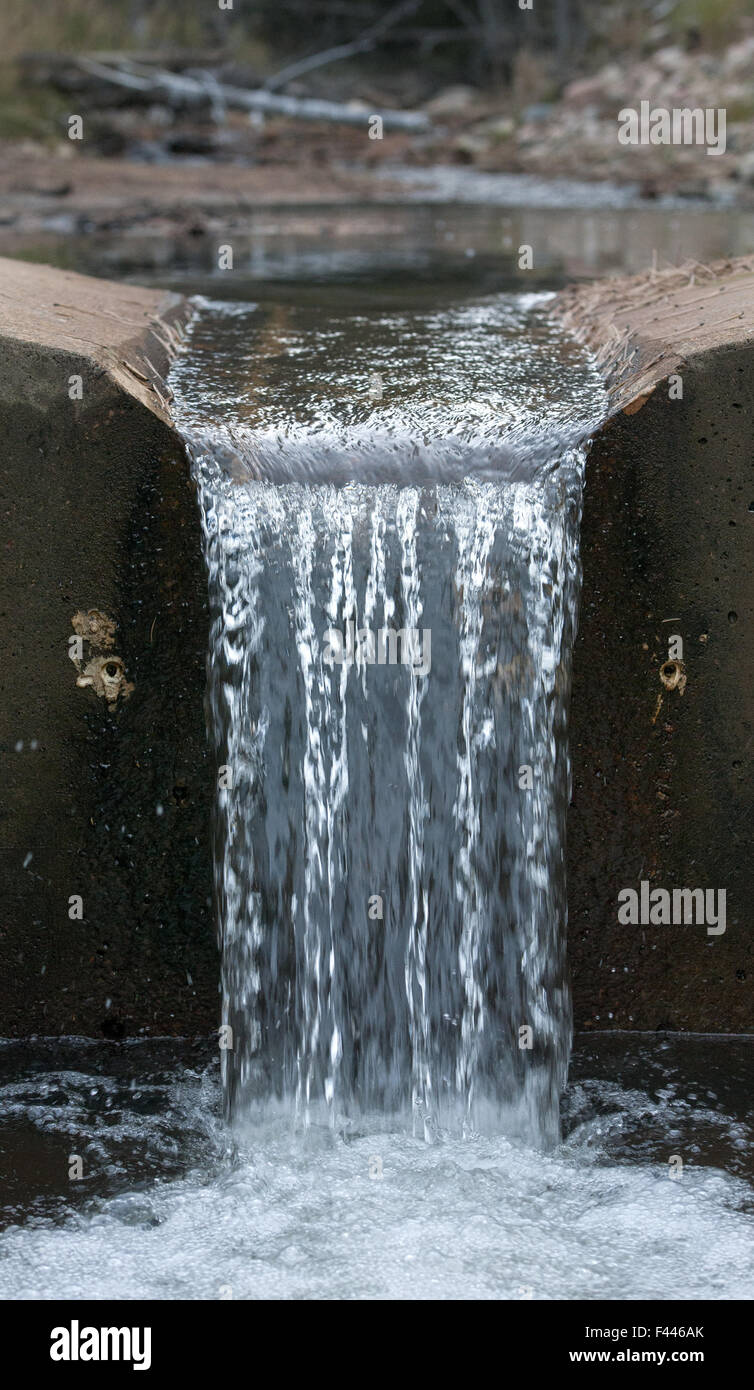 Usa. 13th Oct, 2015. The Santa Fe River falls over a gauging station into McClure Reservoir Tuesday October 13, 2015. The river was flowing at 1.4 c.f.s. © Eddie Moore/Albuquerque Journal/ZUMA Wire/Alamy Live News Stock Photo