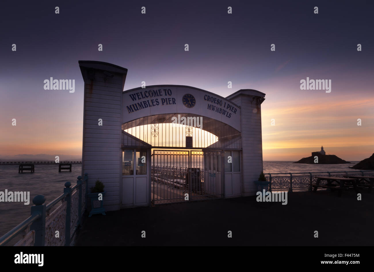 Dawn at Mumbles Pier, Swansea Stock Photo