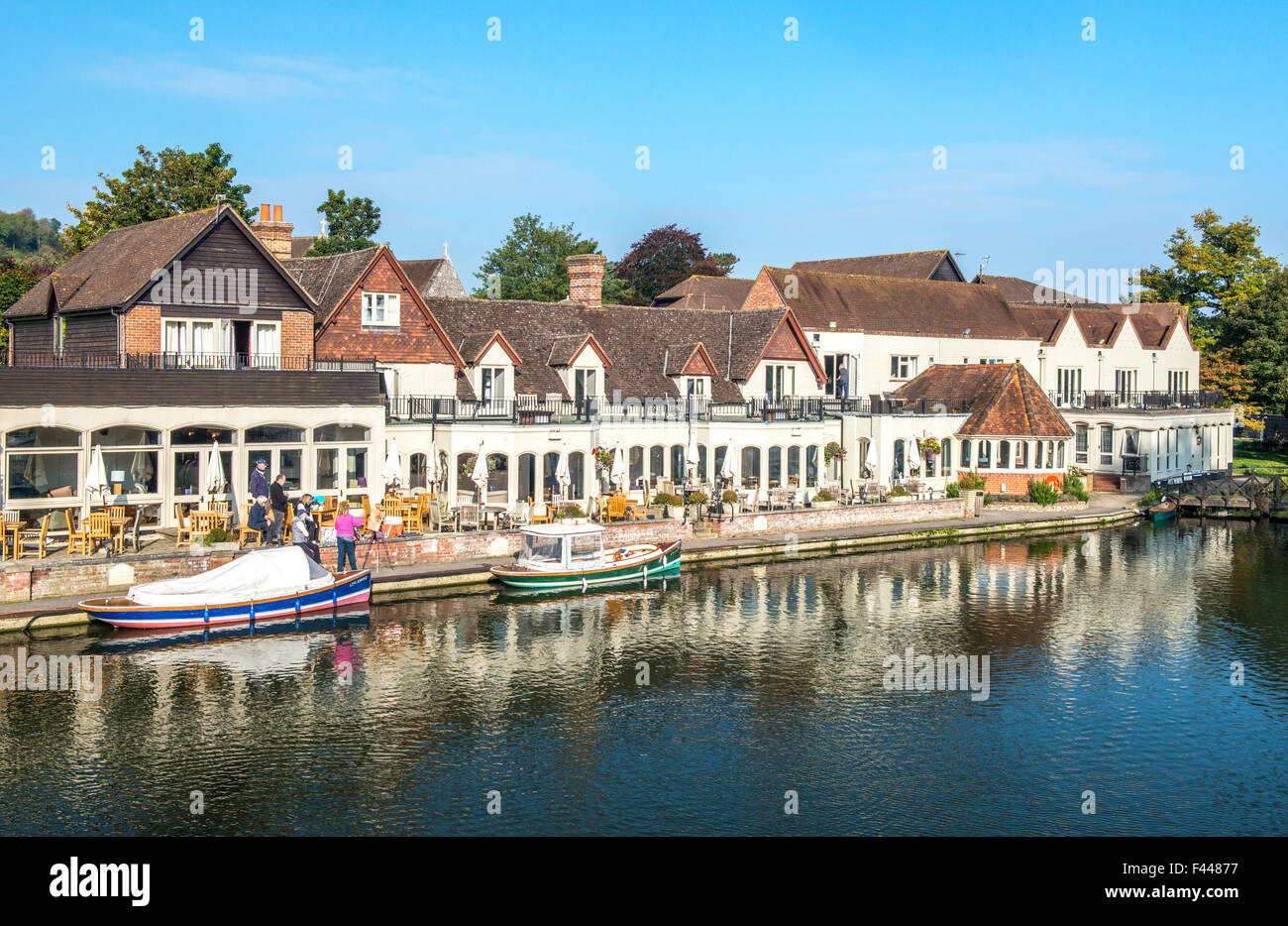 The Swan at Streatley, on the River Thames in West Berkshire, England, UK Stock Photo