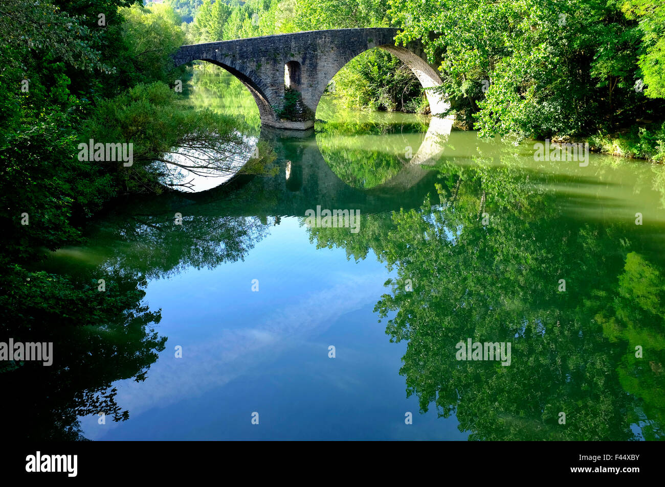 Puente de la Magdalena (Magdalen Bridge) in Pamplona, Navarre, Spain Stock Photo