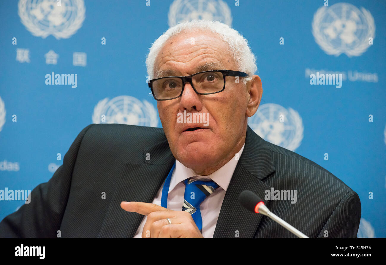 New York, United States. 14th Oct, 2015. Mustapha Mekidèche speaks to the press. The Office for the Special Adviser on Africa (OSAA) held a press conference at the United Nations on the occasion of Africa Week 2015 (October 12-16) to discuss ongoing initiatives integral to 'Agenda 2063,' a fifty-year plan for radical economic and social development in the African nations. Credit:  Albin Lohr-Jones/Pacific Press/Alamy Live News Stock Photo