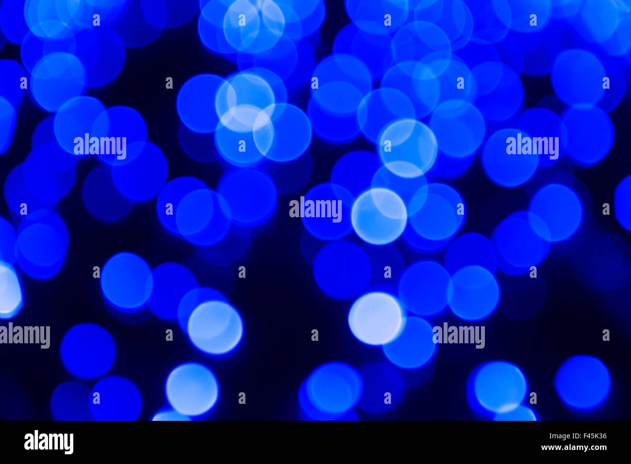 Blue christmas bubble hi-res stock photography and images - Alamy
