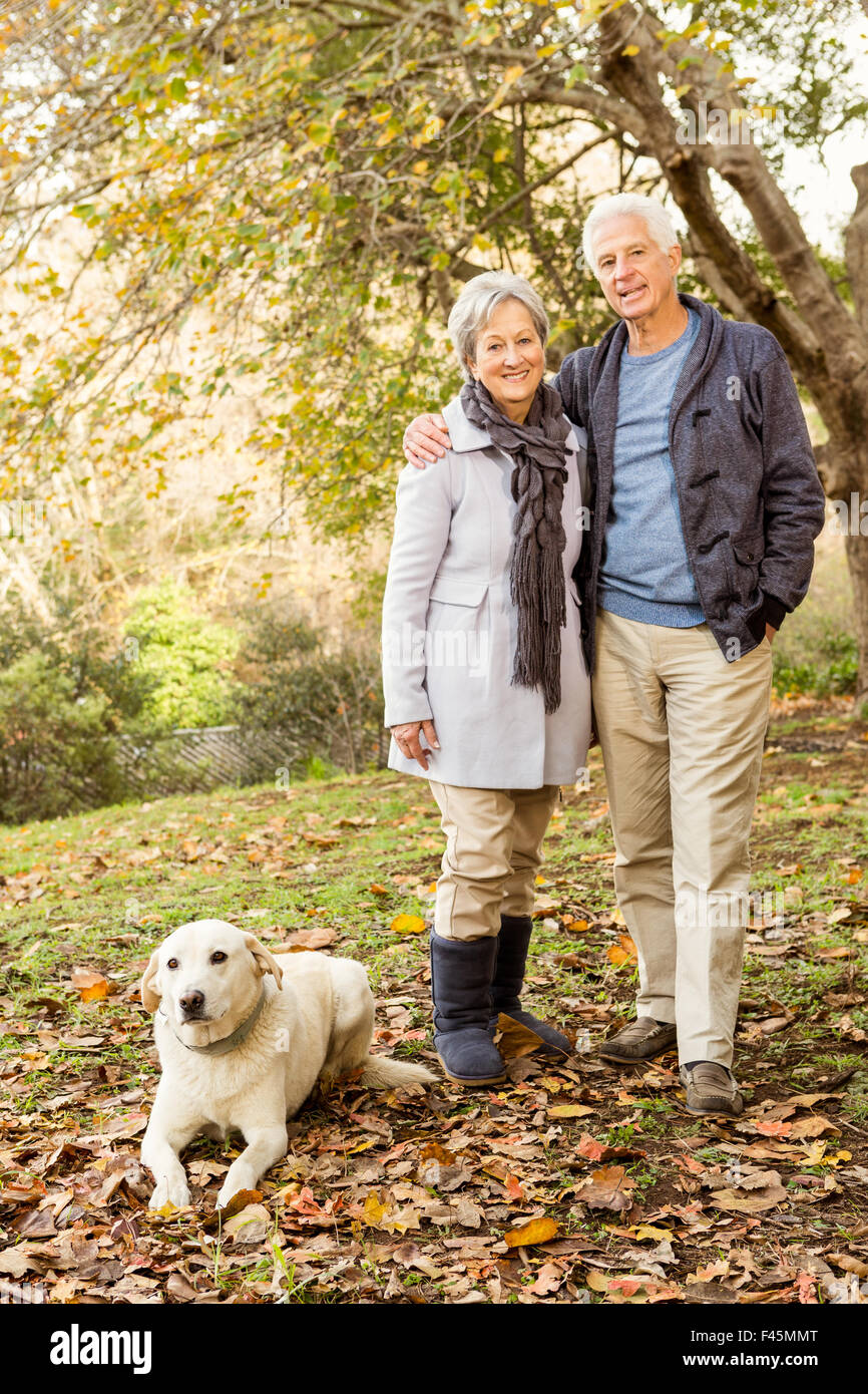 Senior couple in the park Stock Photo - Alamy