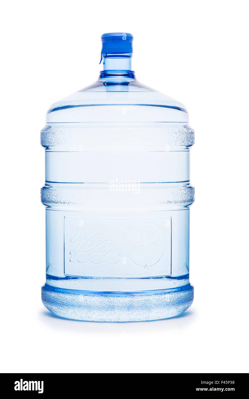 https://c8.alamy.com/comp/F45P38/water-bottle-isolated-on-the-white-F45P38.jpg