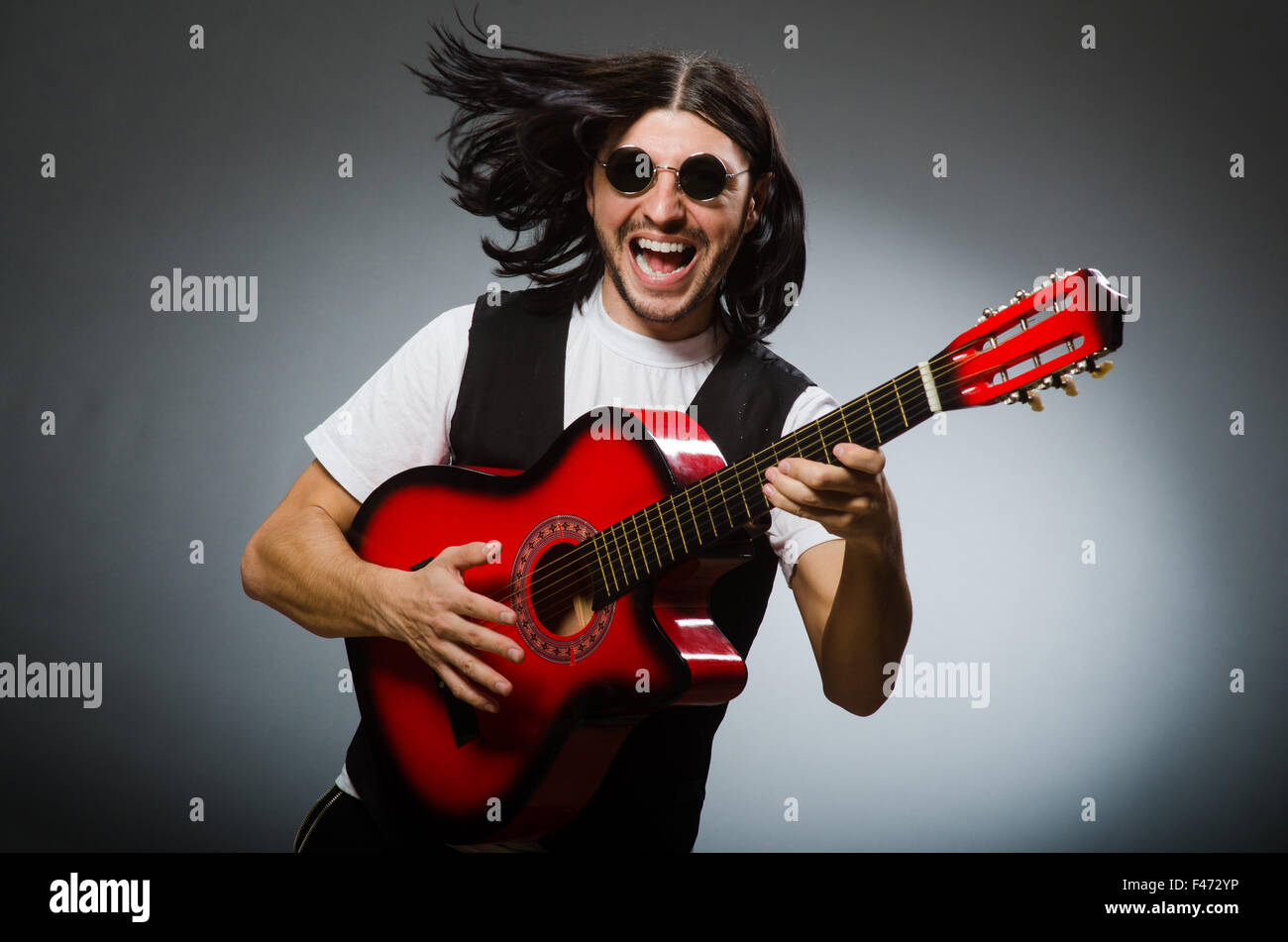 Guitarist wearing sunglasses hires stock photography and images Alamy