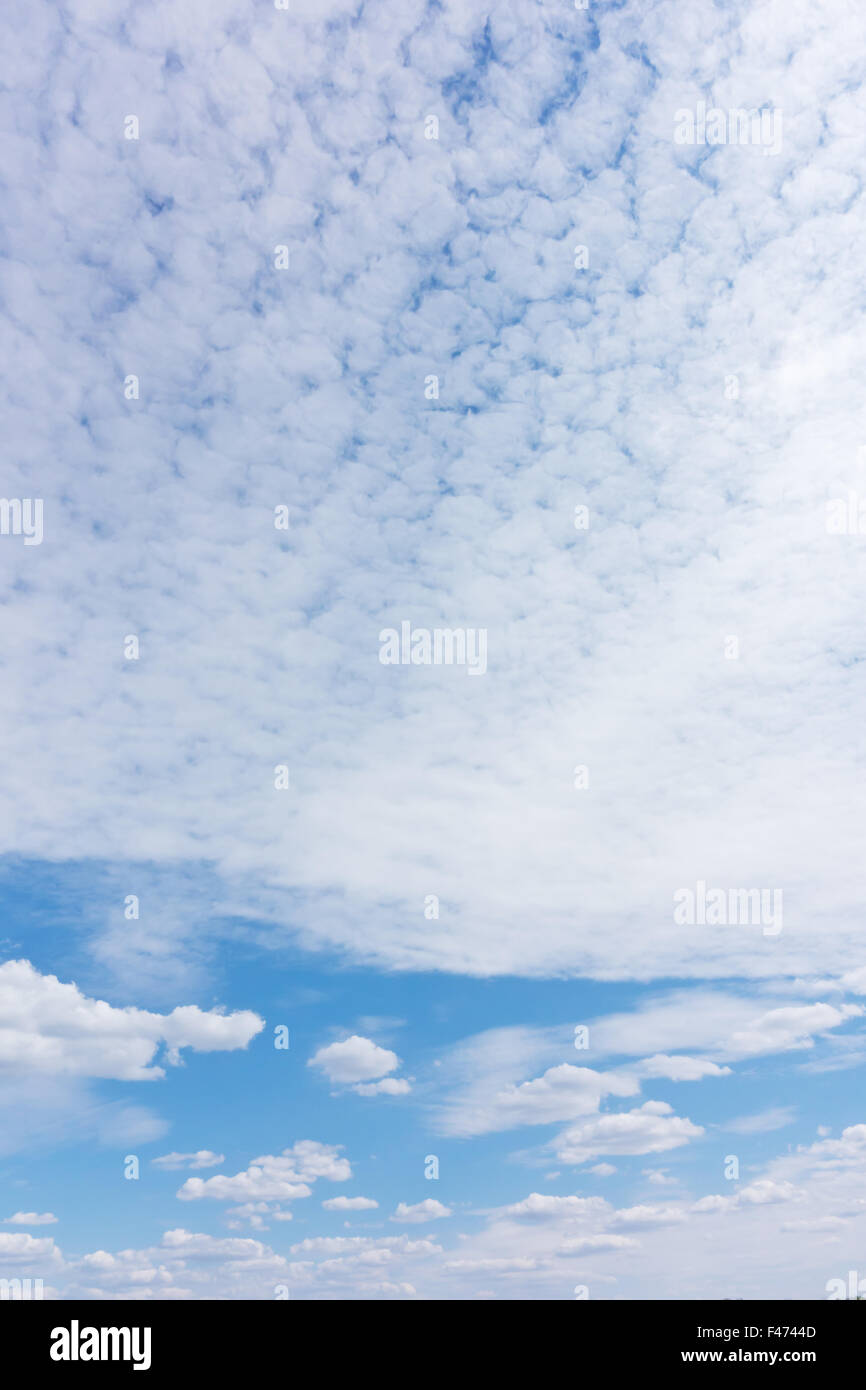 Cloud sky hi hi-res stock photography and images - Alamy