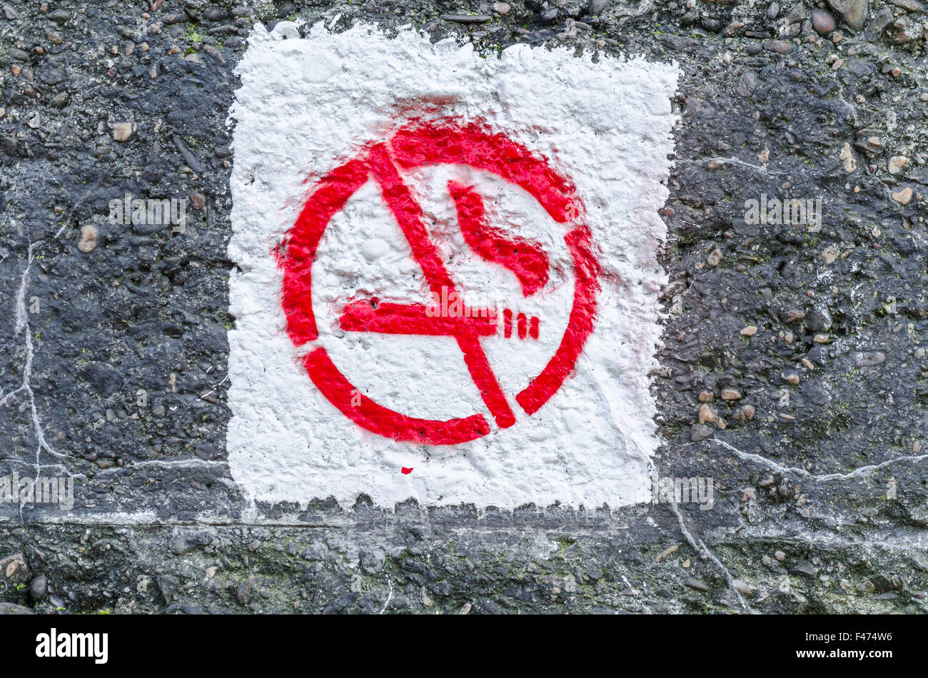 Graffiti smoking ban Stock Photo