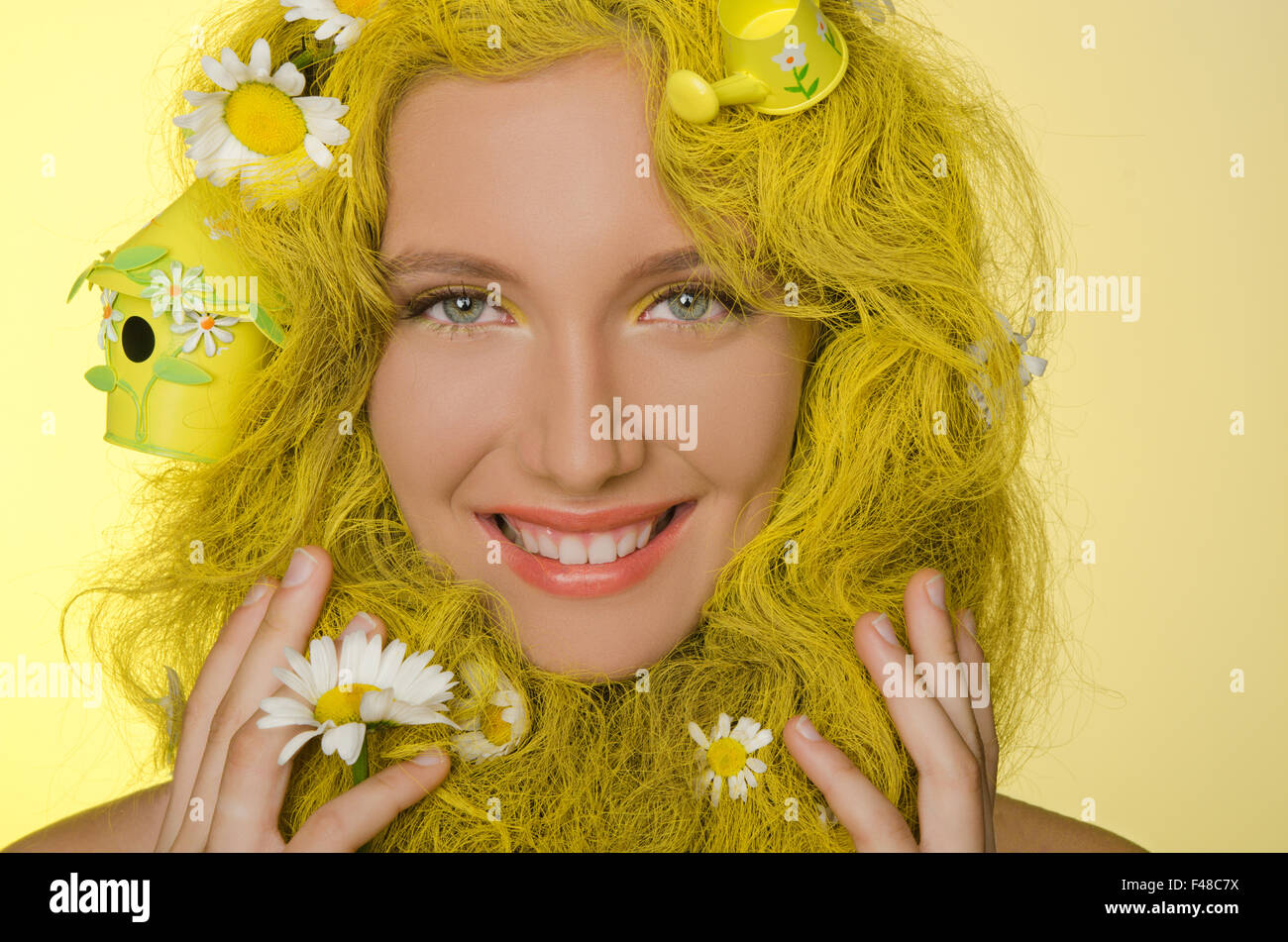 Flowers hair woman hires stock photography and images Alamy