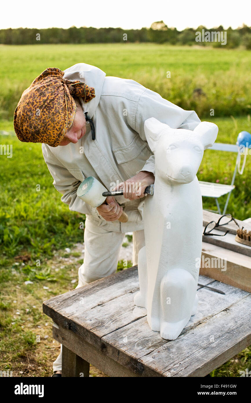 Sculptress hires stock photography and images Alamy