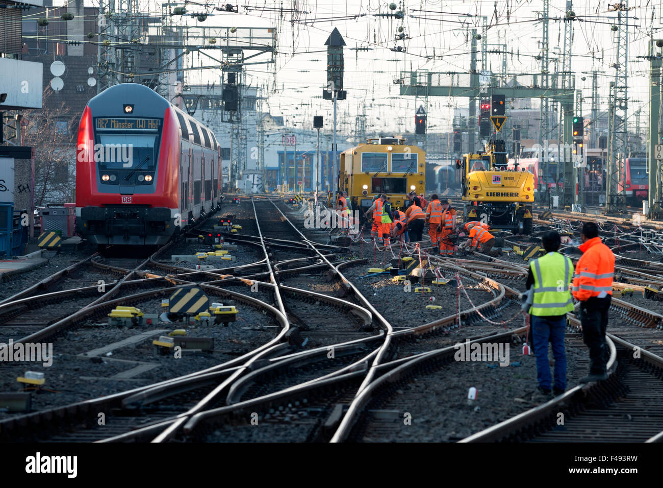 Track maintenance train hires stock photography and images Alamy