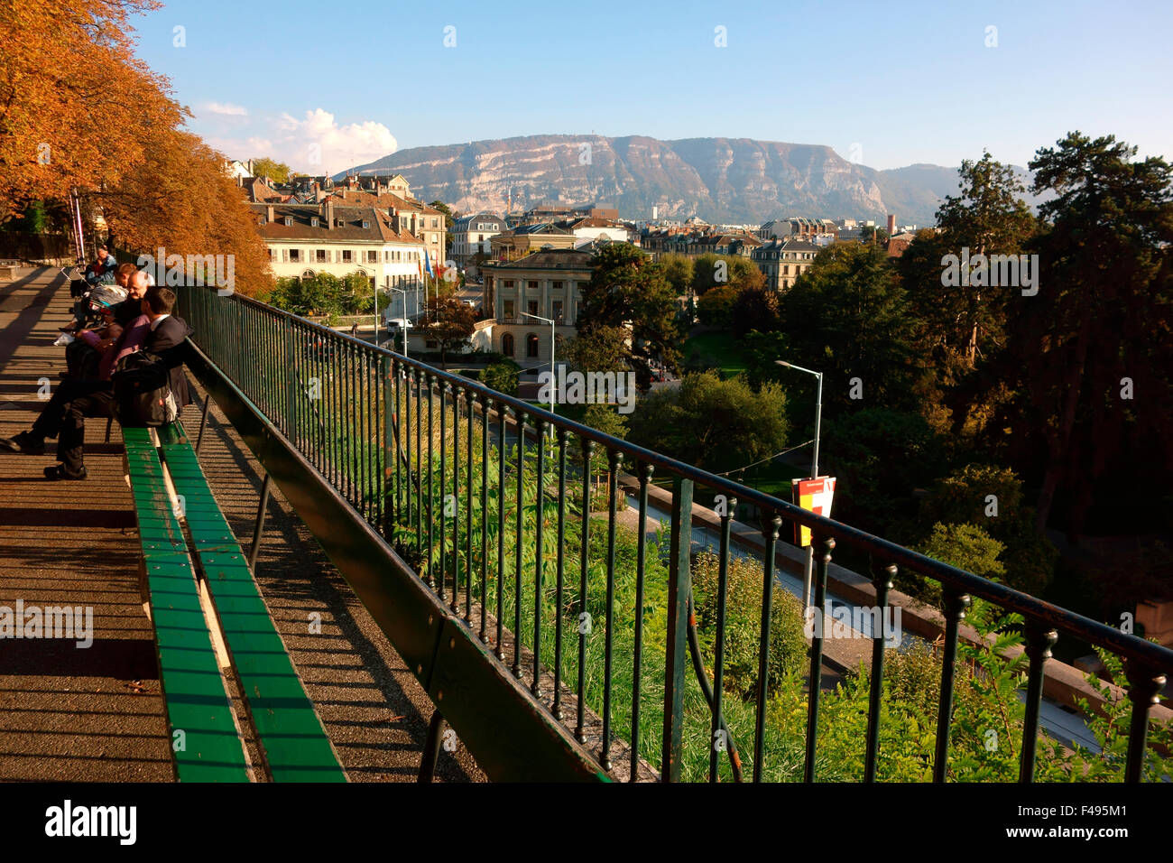 World’s longest bench (126m), Promenade de la Treille, Geneva, Switzerland Stock Photo