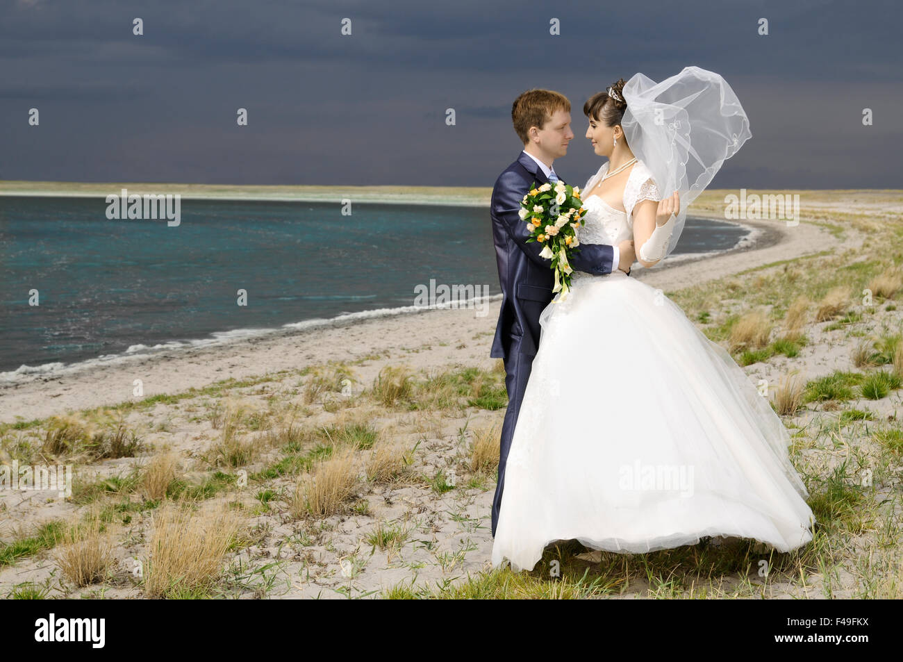 Wedding storm hi-res stock photography and images - Alamy