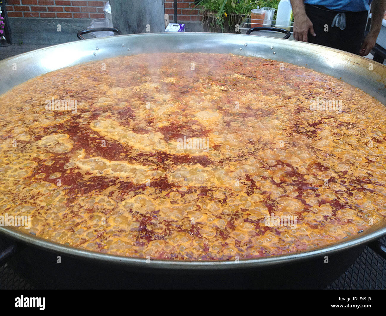 Giant paella pan hires stock photography and images Alamy